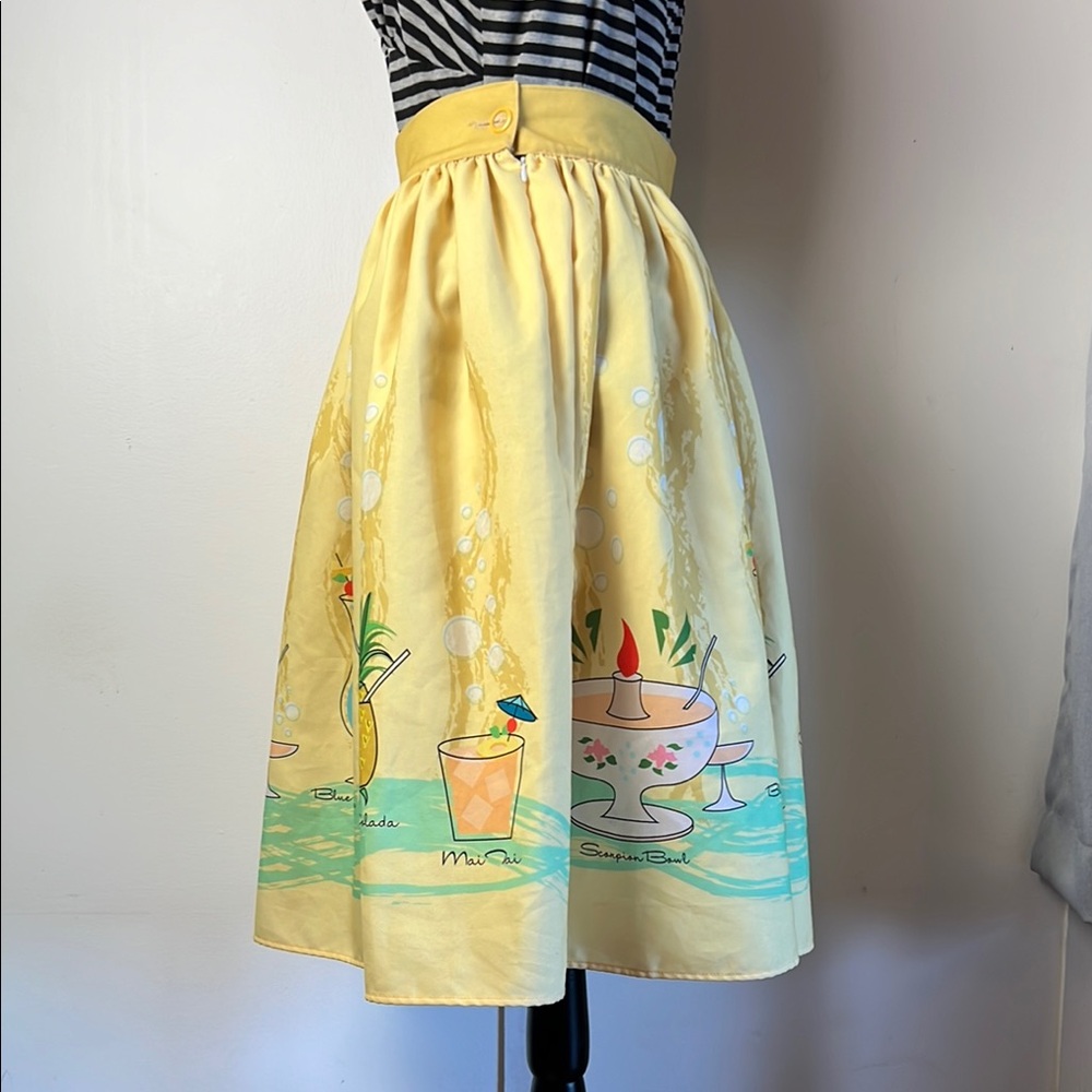 Pinup Yellow Tiki Cocktail Print Skirt XL from The Oblong Box Shop TOBS - Picture 3 of 12